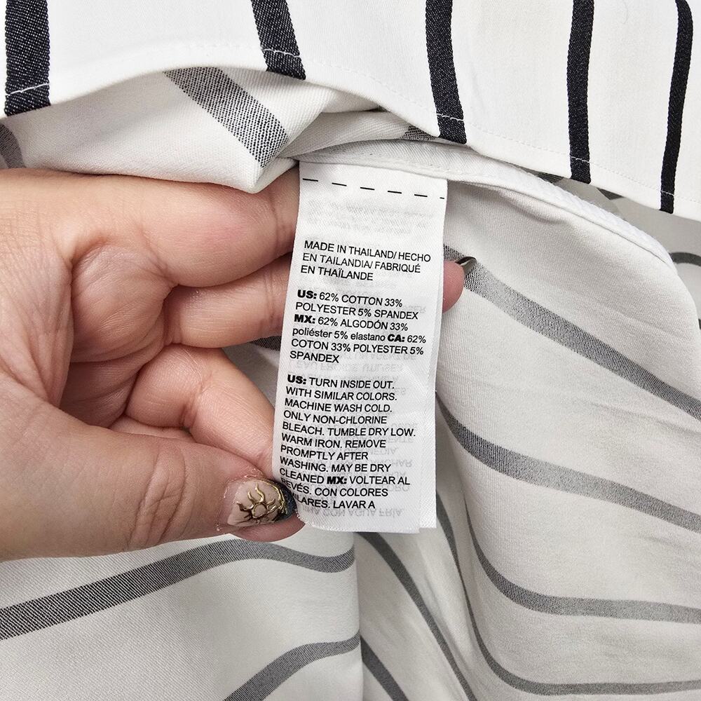 Chico’s Black and White Striped Long Sleeve No Iron Tunic Top Sz 16 - Picture 10 of 10
